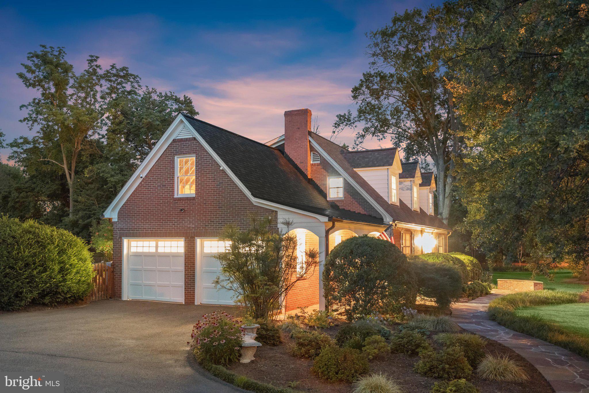 9305 Main Street Manassas, VA 20110 - Photo 79 of 86 Twilight