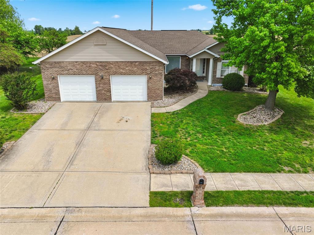 400 Mockingbird Lane Waterloo, IL 62298 - Photo 7 of 74