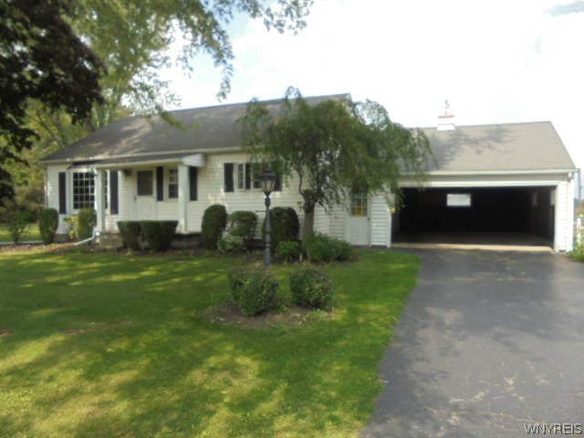 4219 Lockport Road Cambria, NY 14094 - Photo 1 of 1 EXTERIOR FRONT