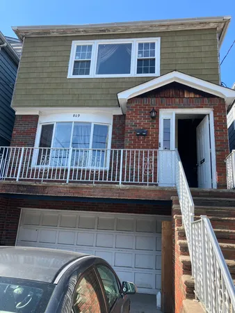 $2,400 | 809 John F. Kennedy Boulevard, Unit 2, Bayonne, NJ 07002