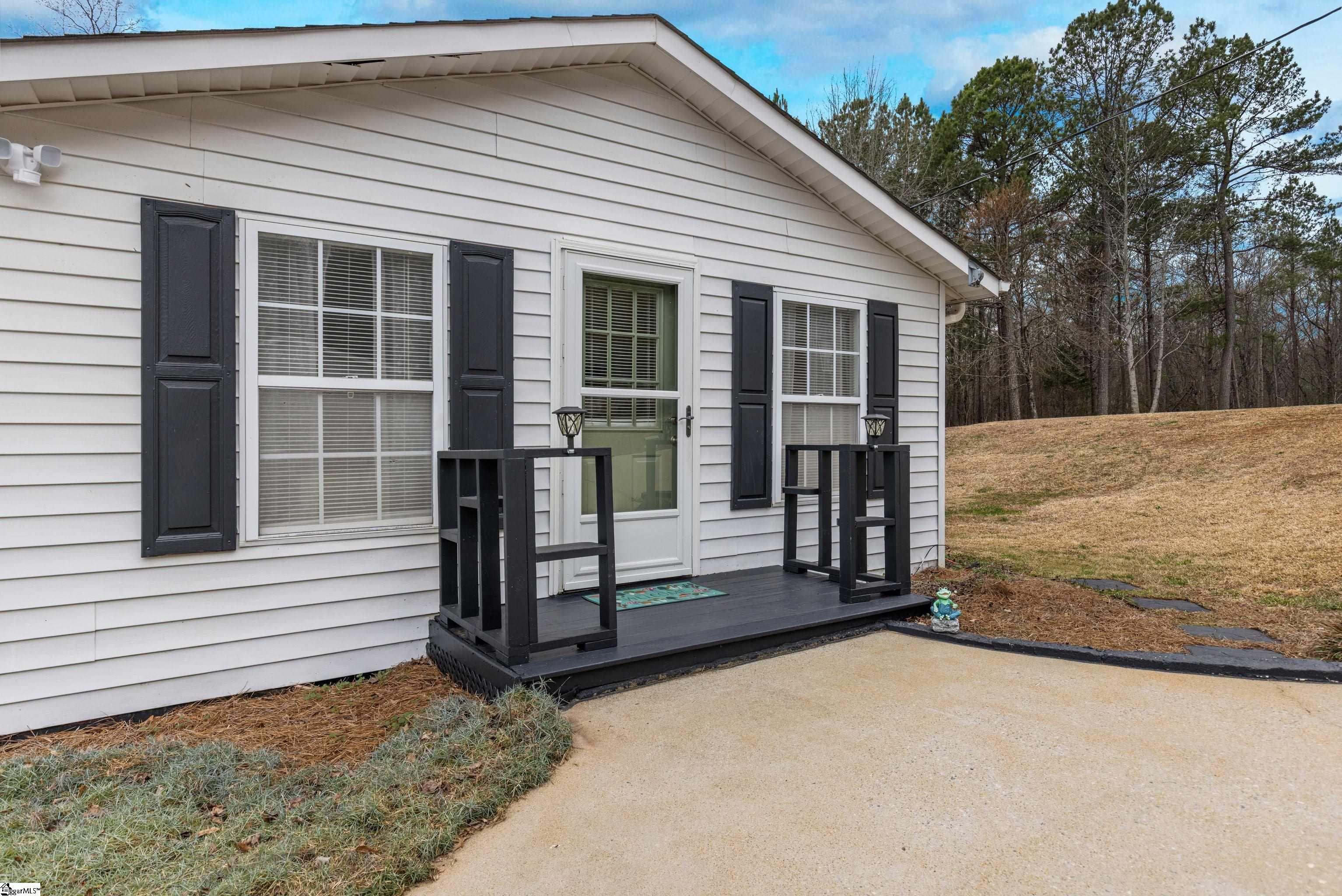 882 Red Hill Road Pickens, SC 29671 - Photo 13 of 39