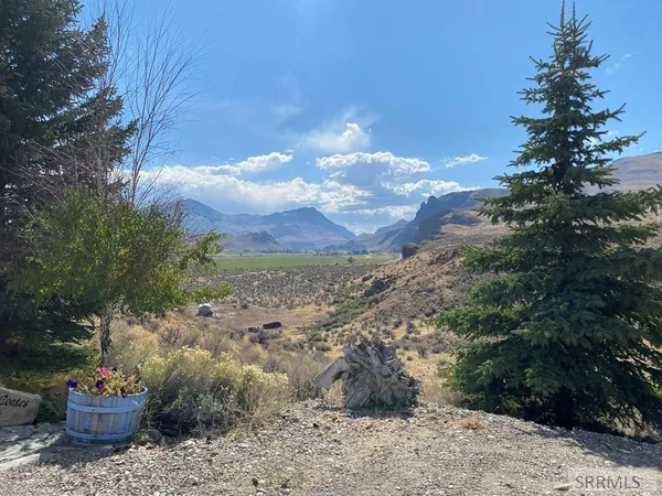 $585,000 | 116 Coates Lane, Challis, ID 83226