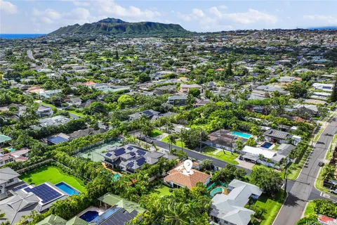 $3,150,000 | 4781 Aukai Avenue, Honolulu, HI 96816