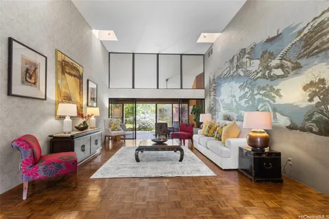 $3,150,000 | 4781 Aukai Avenue, Honolulu, HI 96816