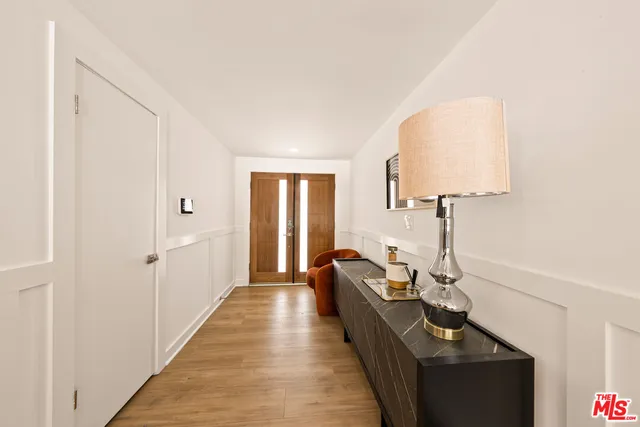 $1,799,999 | 24221 Aetna Street, Woodland Hills, CA 91367