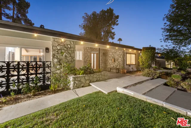 $1,799,999 | 24221 Aetna Street, Woodland Hills, CA 91367