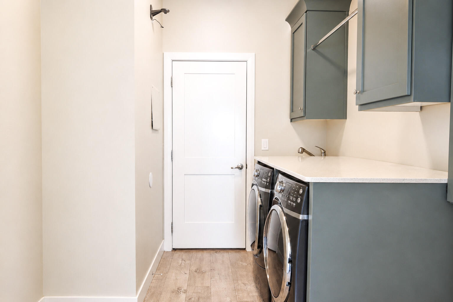94 North Windsor Road Cedar City, UT 84720 - Photo 49 of 57 Laundry