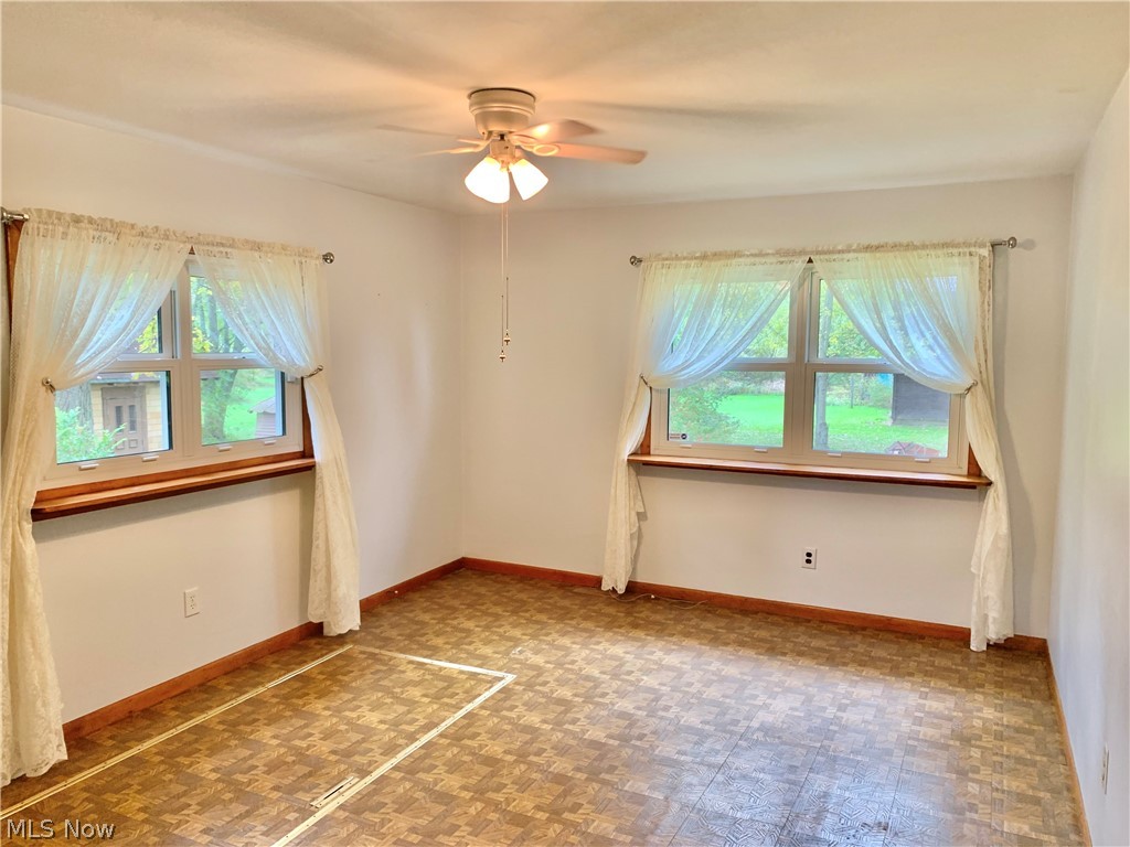 9198 Tallmadge Road Diamond, OH 44412 - Photo 20 of 35 First floor master bedroom