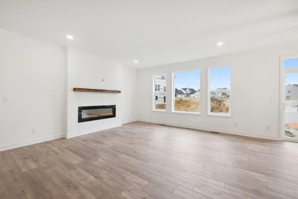 $649,000 | 7665 22nd Avenue South, Shakopee, MN 55379