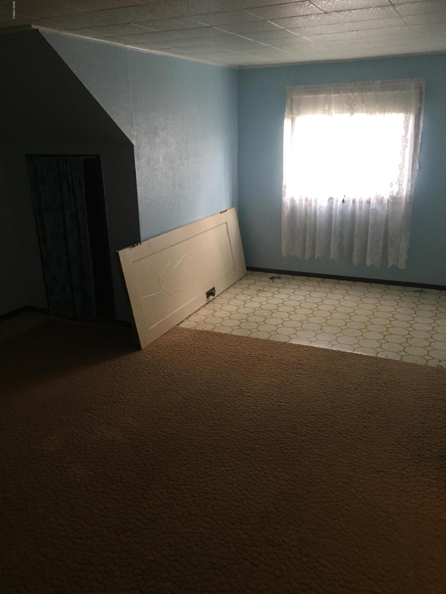 930 Lancaster Road Selah, WA 98942 - Photo 18 of 29 a view of room