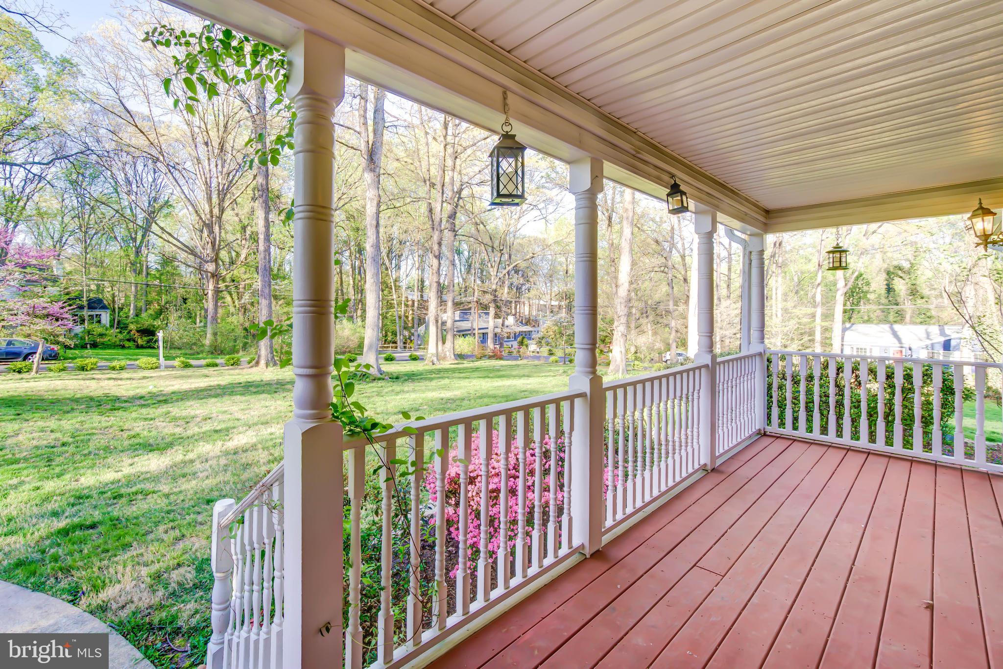 6648 Ridgeway Drive Springfield, VA 22150 - Photo 8 of 70 Gallery Image 8