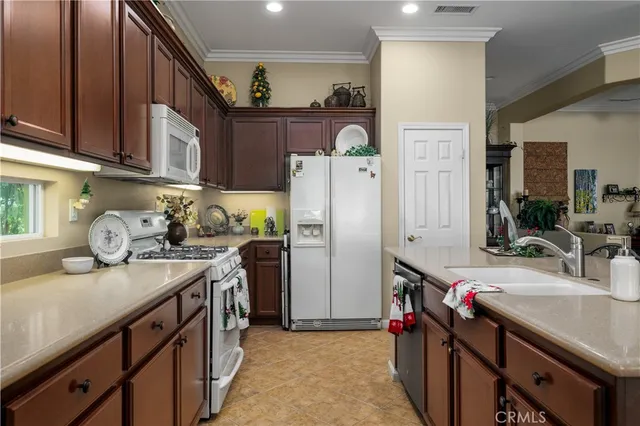 $675,000 | 23976 Steelhead Drive, Corona, CA 92883