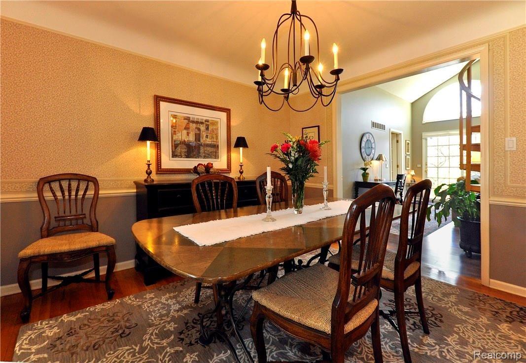 483 Shoreham Road Grosse Pointe, MI 48236 - Photo 9 of 44 5.jpg