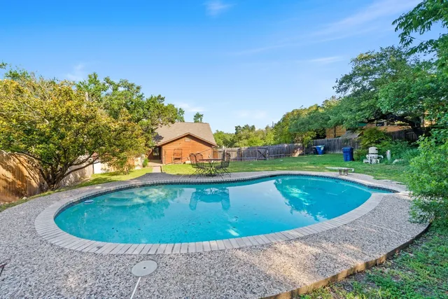 $864,500 | 103 Laurelwood Drive South, Austin, TX 78733