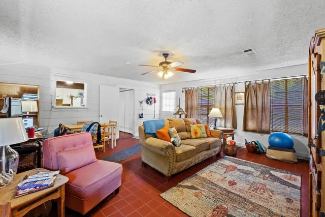 $864,500 | 103 Laurelwood Drive South, Austin, TX 78733