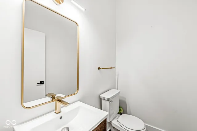 $595,000 | 1328 Central Avenue, Indianapolis, IN 46202