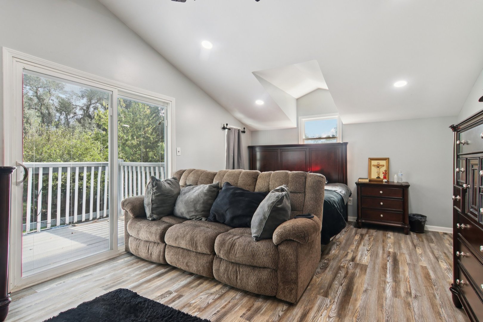 806 Spencer Street Joliet, IL 60433 - Photo 30 of 49 a bed room with furniture and a window