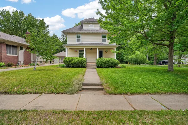 $299,900 | 1531 Drummond Street, Eau Claire, WI 54701