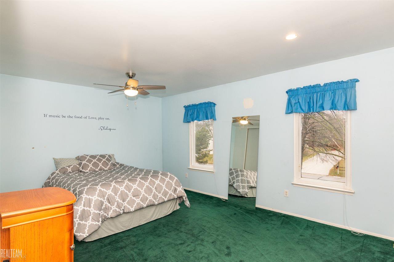 36197 Fredericksburg Road Farmington Hills, MI 48331 - Photo 29 of 40