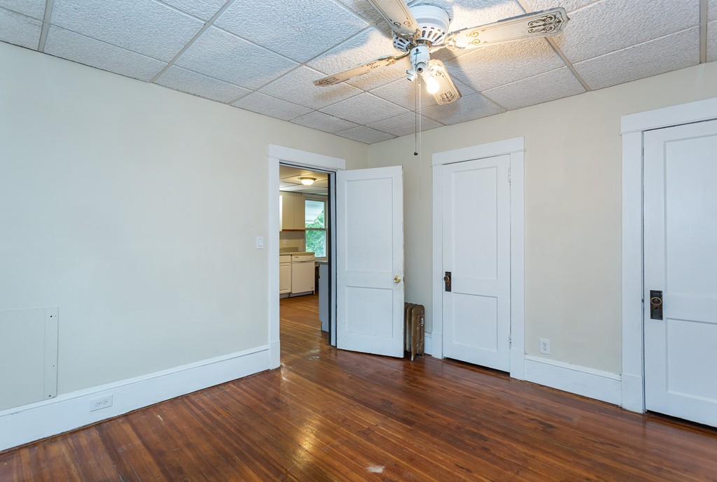 112 Eddy Street Springfield, MA 01104 - Photo 20 of 30