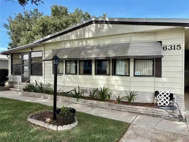 $165,000 | 6315 Grove Pointe Dr S East, Winter Haven, FL 33884