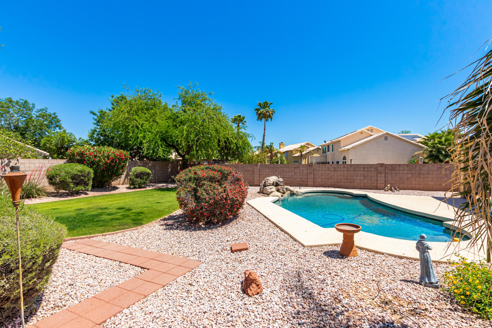 1102 West Kathleen Road Phoenix, AZ 85023 - Photo 36 of 41 Gallery Image 36