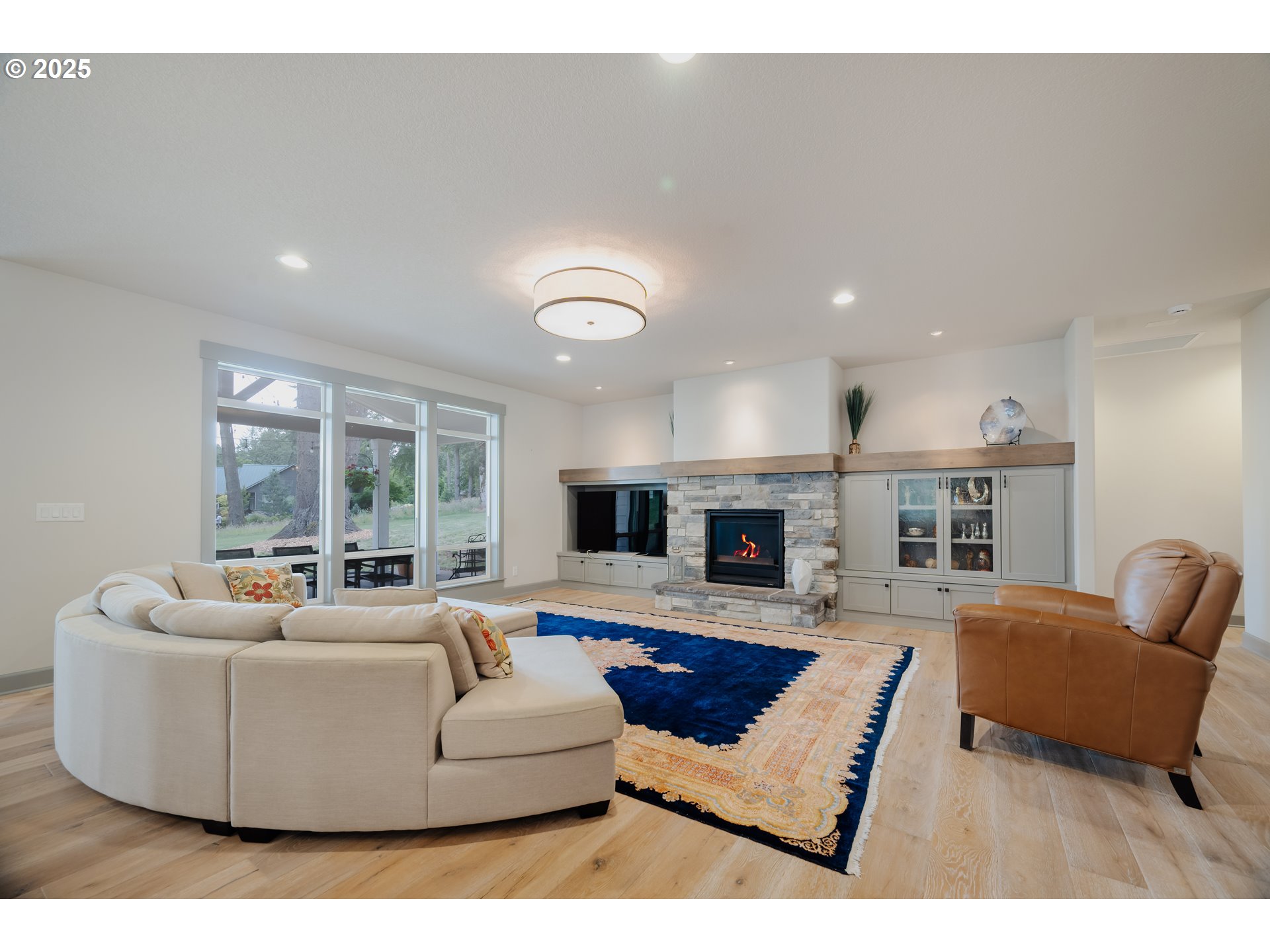 2720 Tara Way Southeast Salem, OR 97317 - Photo 12 of 47