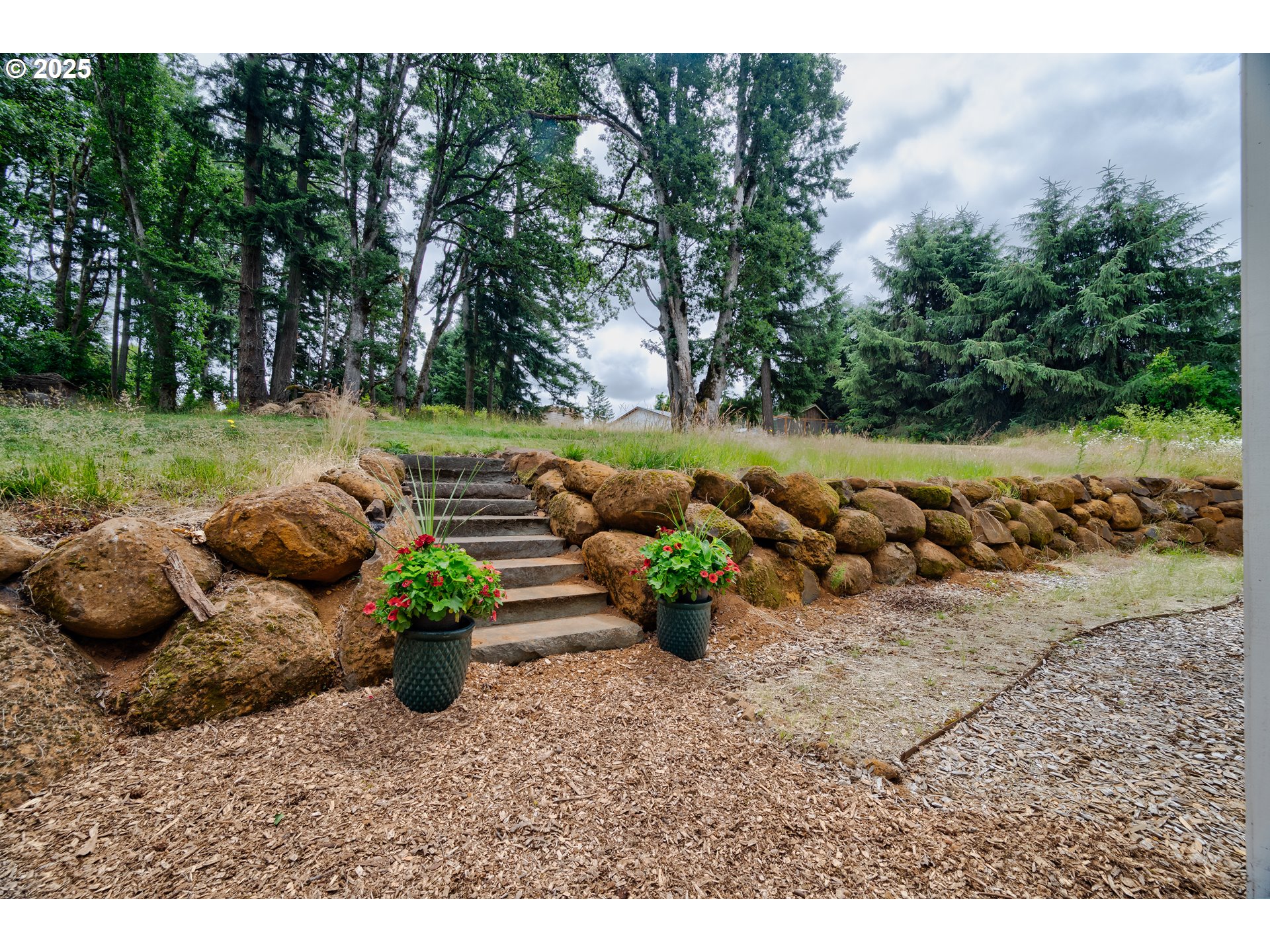 2720 Tara Way Southeast Salem, OR 97317 - Photo 21 of 47