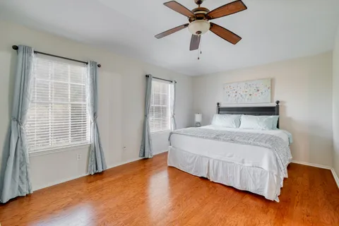 $265,000 | 16100 South Great Oaks Drive, Unit 901, Round Rock, TX 78681