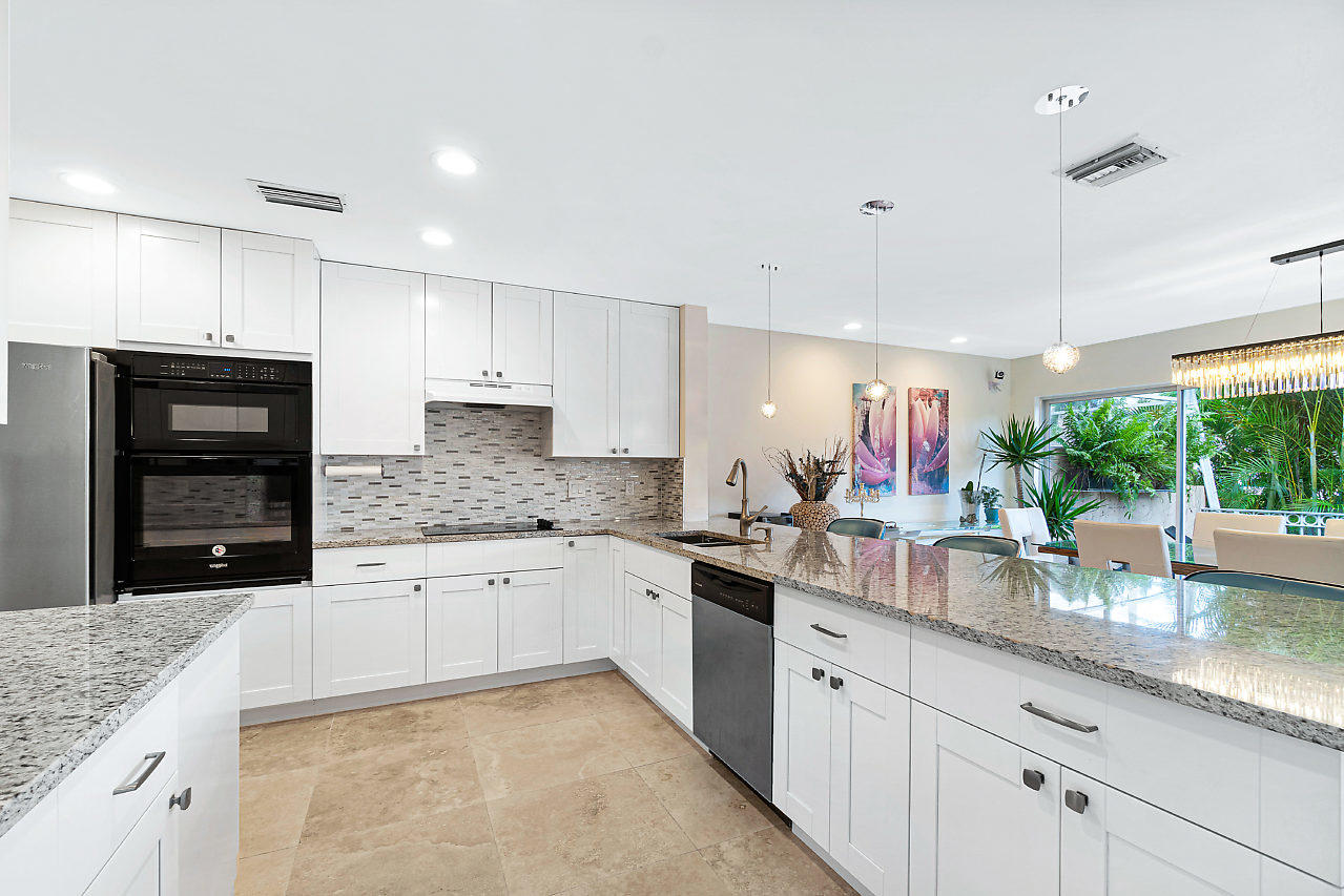5245 Windsor Parke Drive Boca Raton, FL 33496 - Photo 2 of 33 016-5245WindsorParkDrive-DelrayBeach-FL-