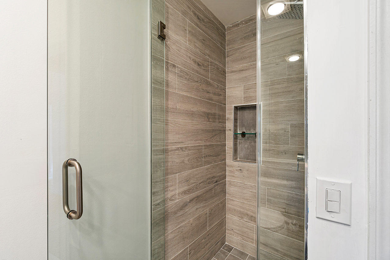 5245 Windsor Parke Drive Boca Raton, FL 33496 - Photo 25 of 33 3rd Bathoom