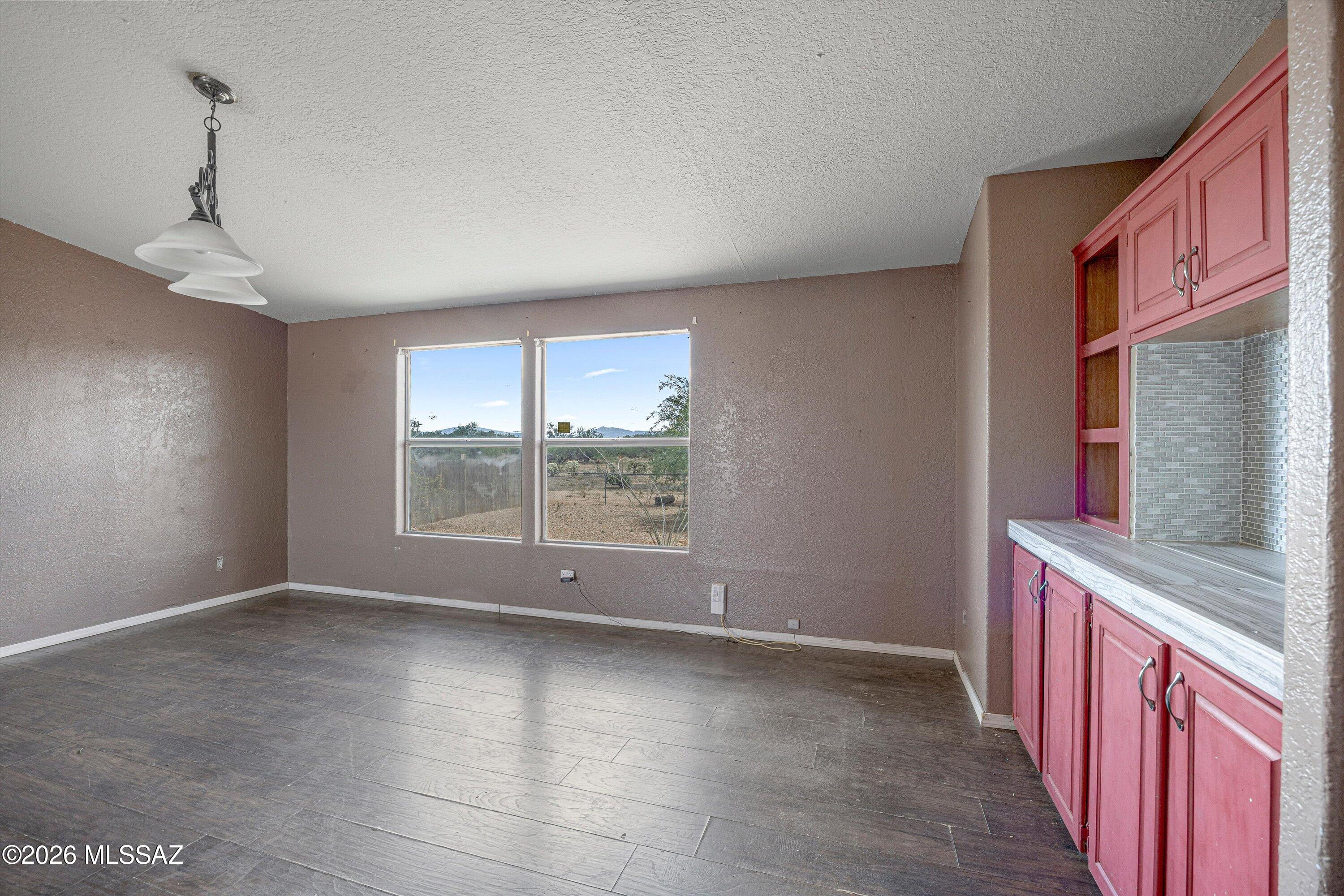 17111 South Country Club Road, Unit 48 Sahuarita, AZ 85629 - Photo 10 of 37 Family Room