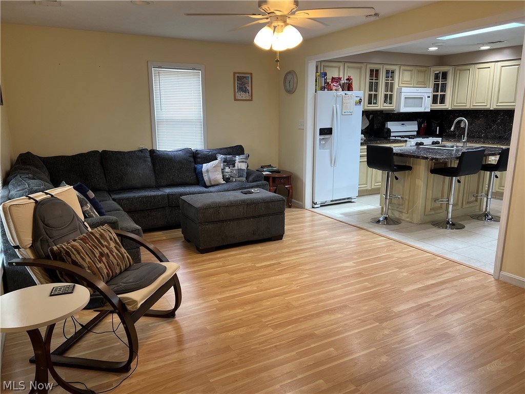 6821 Franke Road Middleburg Heights, OH 44130 - Photo 6 of 24