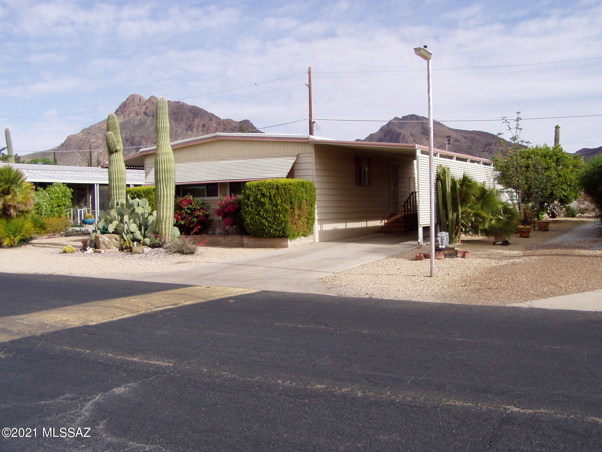 5632 West Rafter Cir Street Tucson, AZ 85713 - Photo 1 of 23 Gallery Image 1