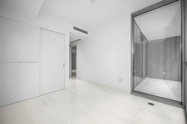 $10,500 | 300 Biscayne Blvd Way, Unit 3509, Miami, FL 33131