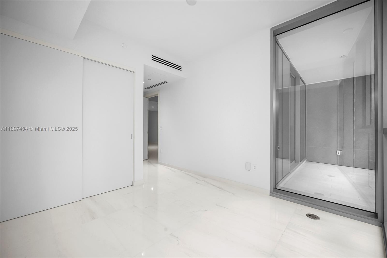 300 Biscayne Blvd Way, Unit 3509 Miami, FL 33131 - Photo 13 of 52