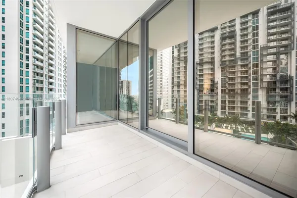 $10,500 | 300 Biscayne Blvd Way, Unit 3509, Miami, FL 33131