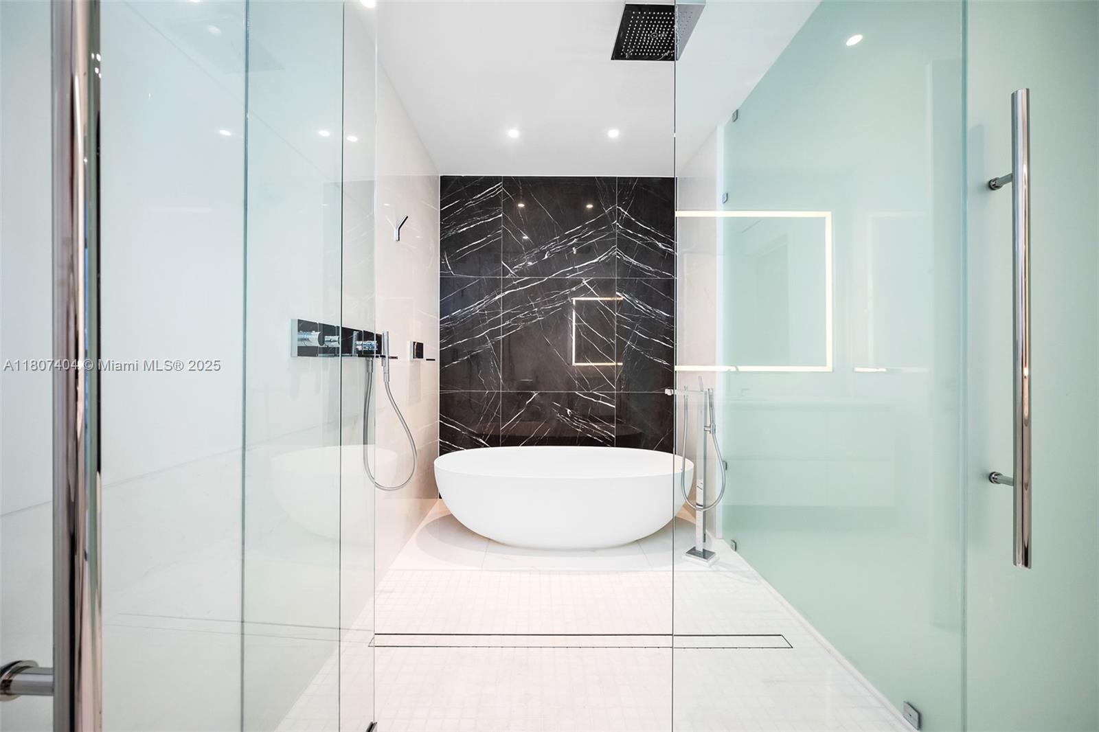 300 Biscayne Blvd Way, Unit 3509 Miami, FL 33131 - Photo 22 of 52