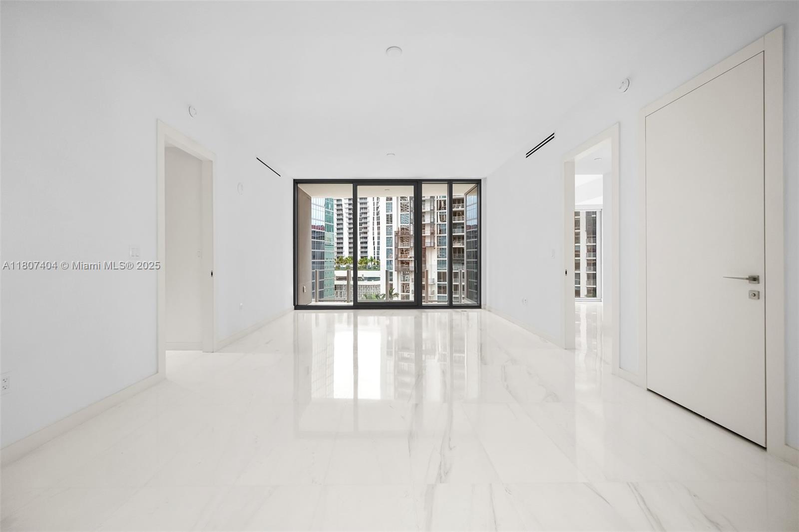 300 Biscayne Blvd Way, Unit 3509 Miami, FL 33131 - Photo 32 of 52