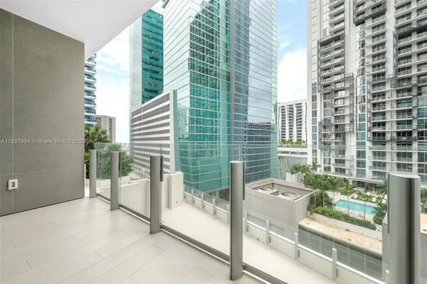 $10,500 | 300 Biscayne Blvd Way, Unit 3509, Miami, FL 33131