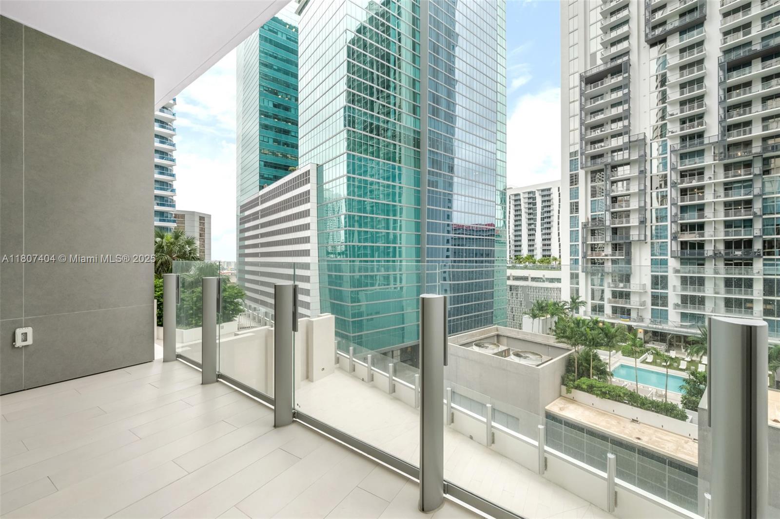 300 Biscayne Blvd Way, Unit 3509 Miami, FL 33131 - Photo 4 of 52
