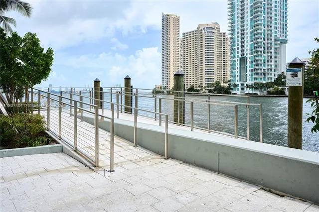 $11,000 | 300 Biscayne Blvd Way, Unit 3509, Miami, FL 33131