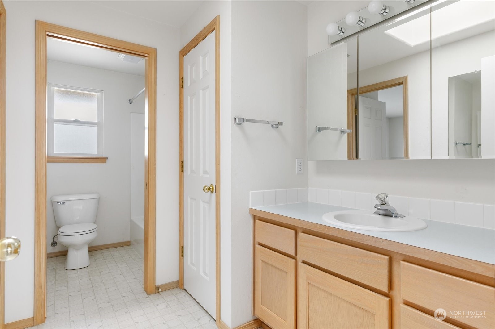 655 Southwest Echo Loop Oak Harbor, WA 98277 - Photo 23 of 38