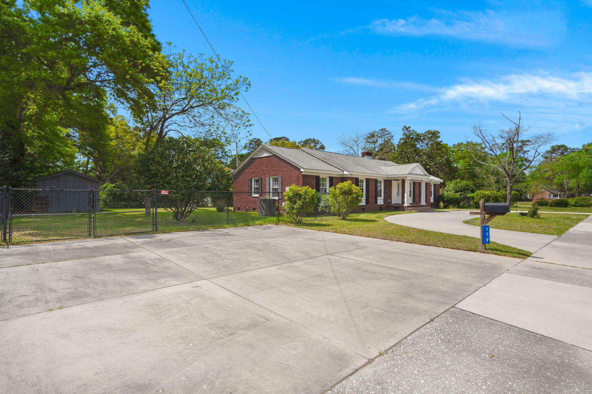 179 Azalea Avenue Bamberg, SC 29003 - Photo 4 of 34 4