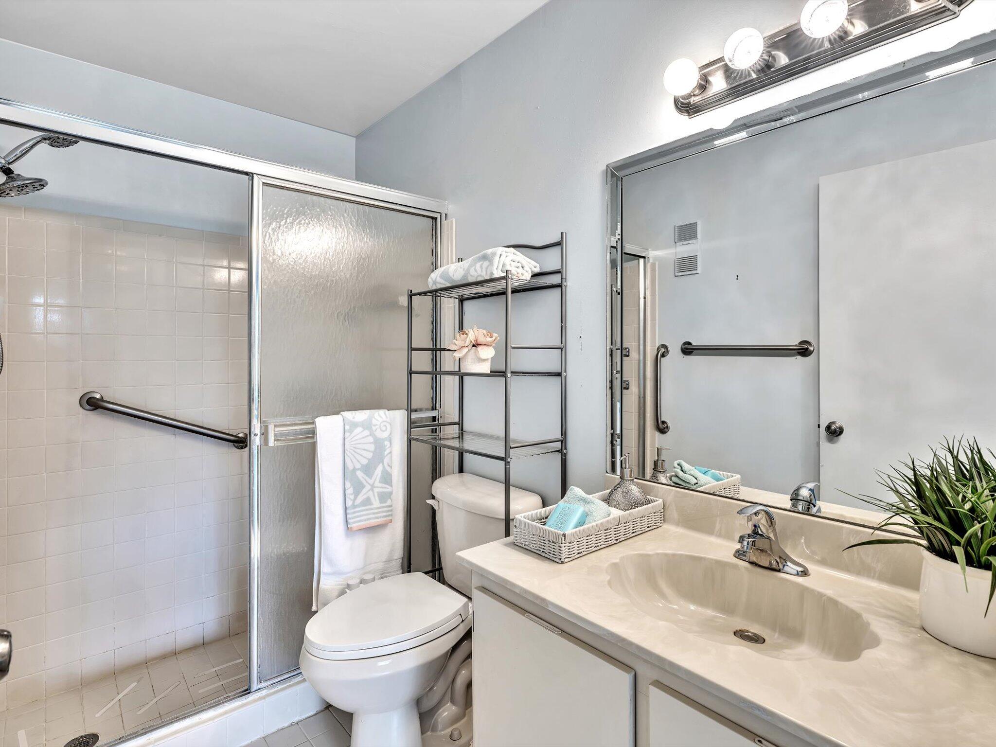 8920 Sunscape Lane Boca Raton, FL 33496 - Photo 17 of 43 Walk in Shower