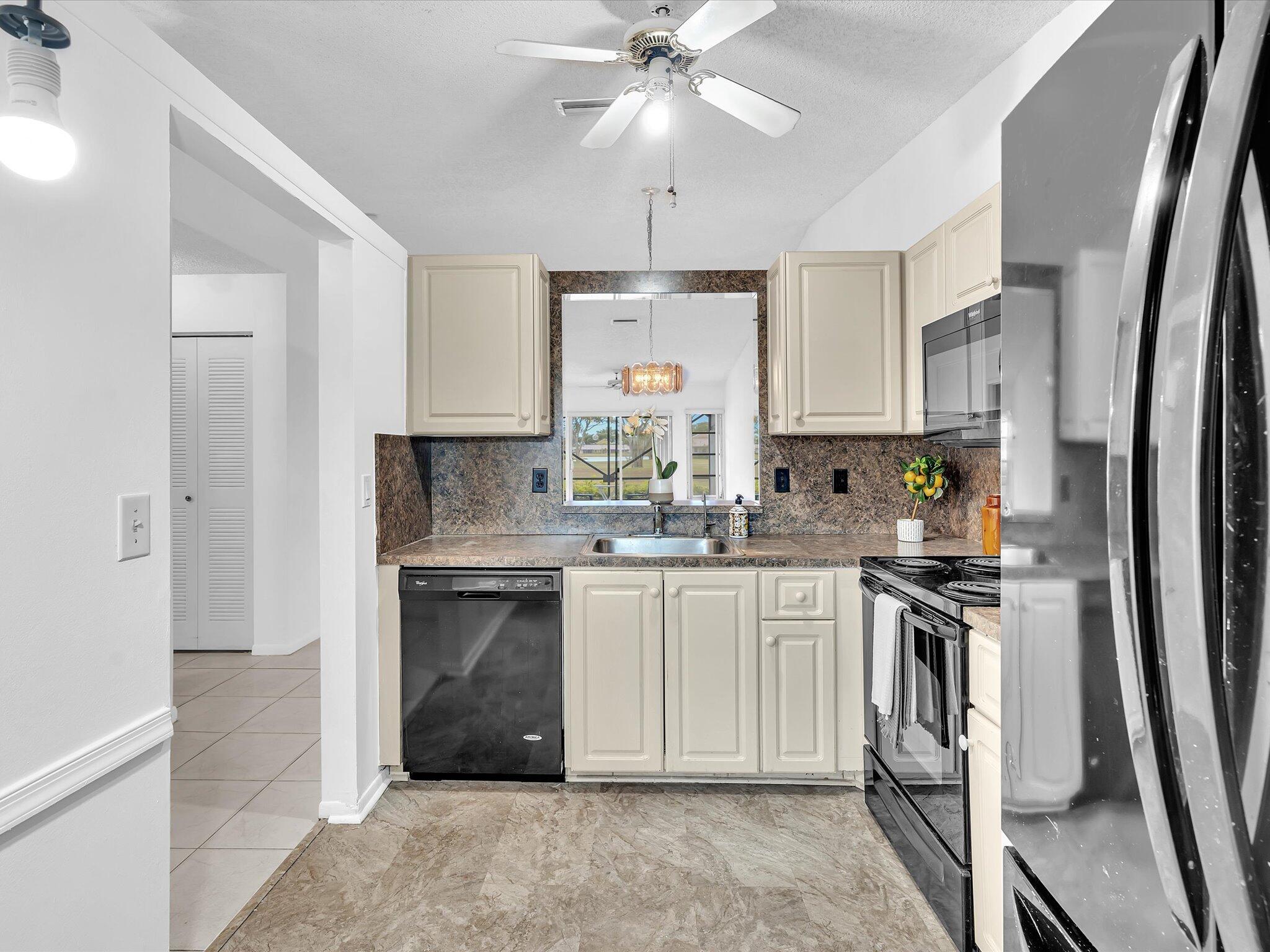 8920 Sunscape Lane Boca Raton, FL 33496 - Photo 6 of 43 Freshly updated walls