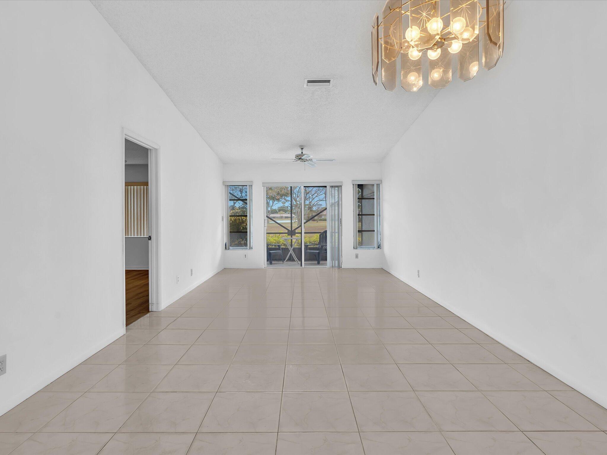 8920 Sunscape Lane Boca Raton, FL 33496 - Photo 9 of 43 Wallpaper Removed