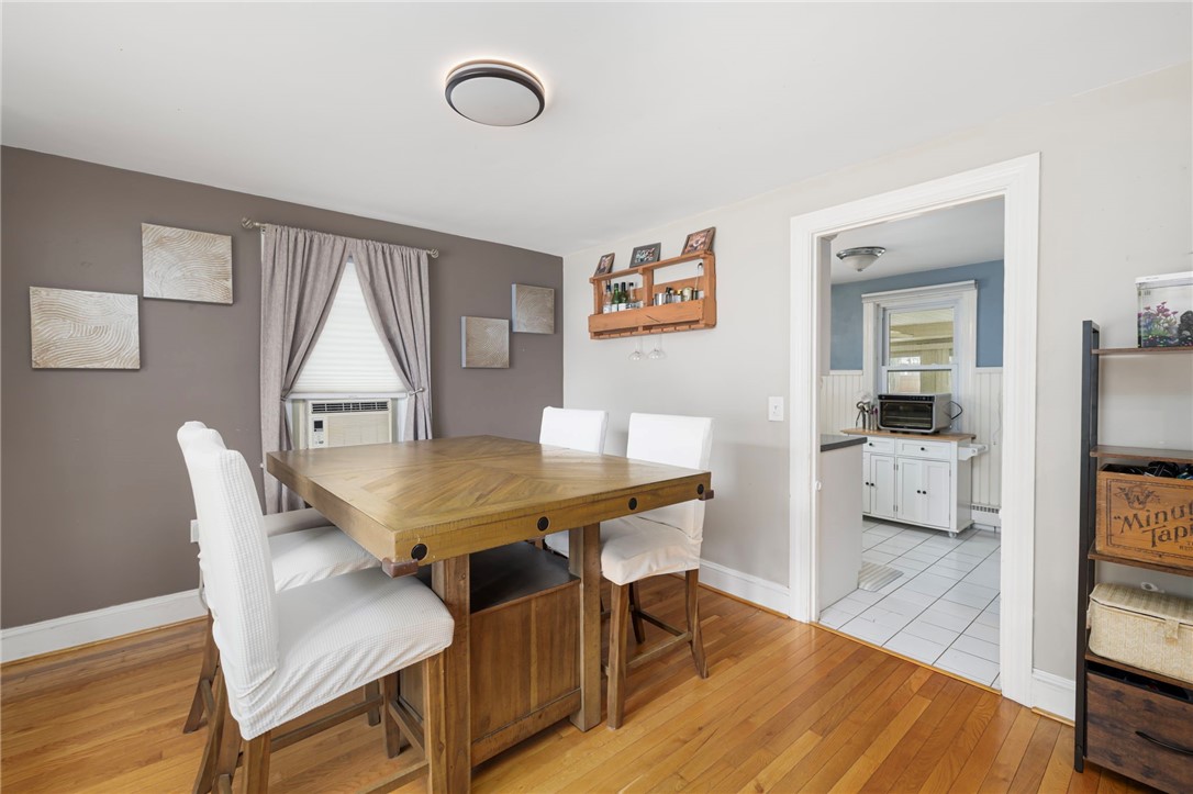 11 Doane Street Cranston, RI 02910 - Photo 9 of 38