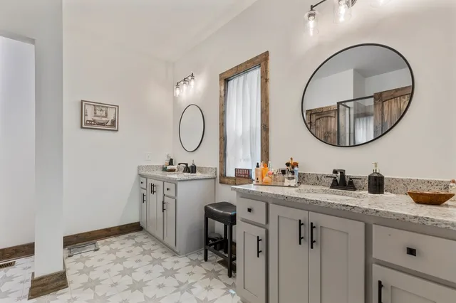 $995,000 | 595 Arp Road, Mineral Bluff, GA 30559