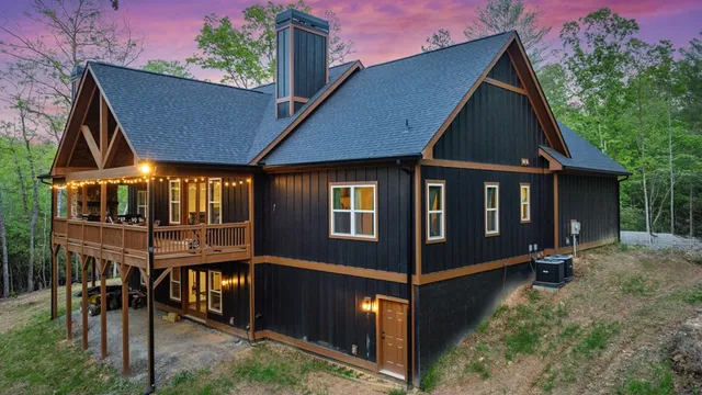 $995,000 | 595 Arp Road, Mineral Bluff, GA 30559